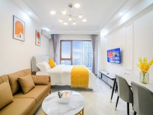 Yafeng Light Luxury Apartment