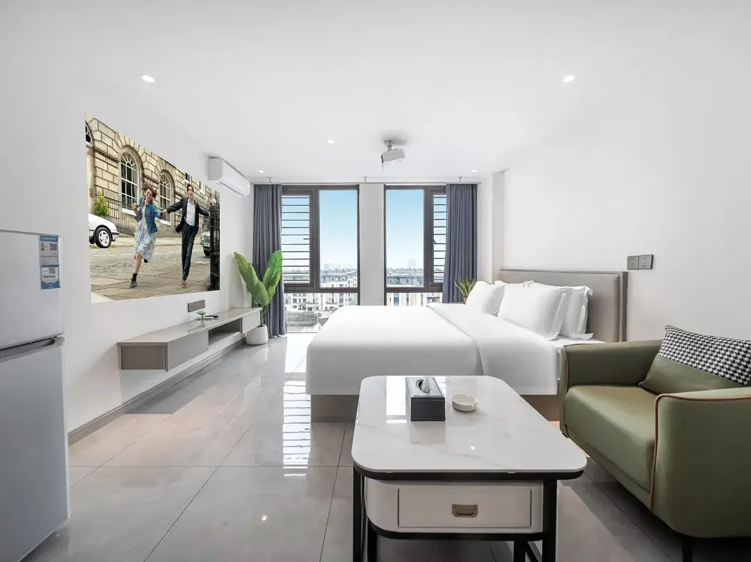 Golden Cafe Hotel Sanya Bay - Chongqing