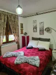 Cozy 1 bedroom apartment, AC, private parking, kitchenette, bathroom, etc - 3-Star
