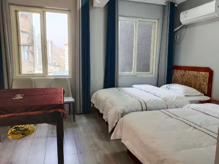 Lushan Apartment Отели в г. Пэншуй-Мяо-Туцзяский автономный уезд