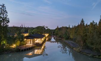 Mulin Riverside Hotel
