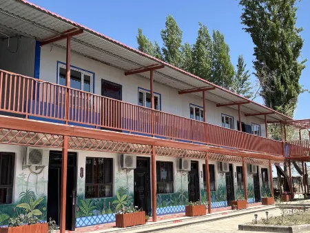 Youran Xiaozhu Homestay Отели рядом с достопримечательностью «Jinghe Ecological Park»
