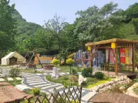 Bailongtan Chaxi Xiaoyuan Homestay (Xinyang) Hotels near Shihegang Town