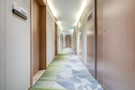 Hulunbuir Smart Residence Hotel Отели рядом с достопримечательностью «Subingwen Square»