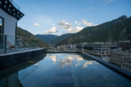 Zhuji·Jingbo Courtyard (Shangri-La Town, Branch)