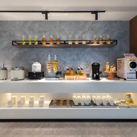 Homeinn Plus Hotel (Quanzhou Quanshang Global Plaza)
