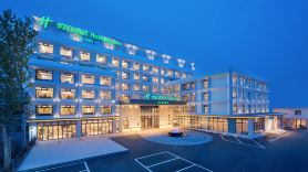 Holiday Inn Jinan Daming Lake