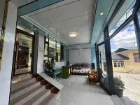 Yunji Yangting Impression Residence (Langmusi Scenic Area)