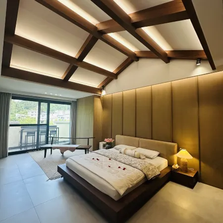 Lichuan Yishu Homestay