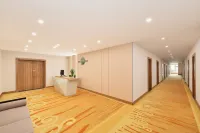 Junyue Xi’an Hotel