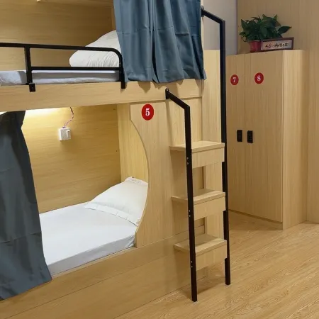 Xiaoju Qipao Hostel