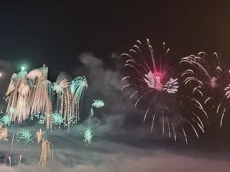 Fumei Family Hotel Liuyang Отели рядом с достопримечательностью «Sky Theater Riverside Camp»