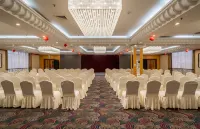 Artwell International Hotel Отели в г. Ричжао