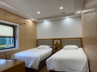 微山湖火车主题酒店 - 零压高级双床房