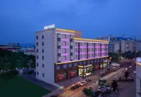 MEISU FUNGEE Hotel (Liuyang Economic Development Zone, Liuyang) Hotel berhampiran Beisheng Station (Renmin Road)