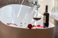 Rezen Select Haining Xucun town government Hotel