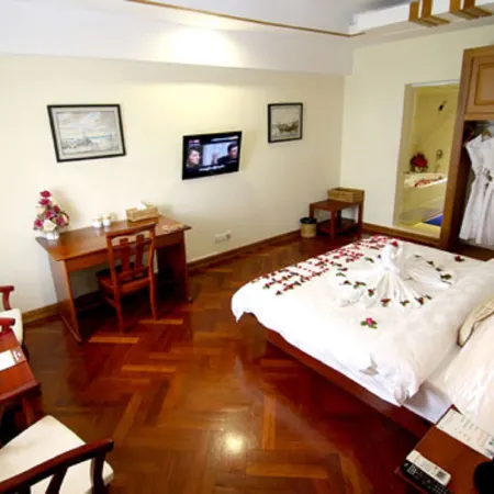 Shwe Htee Hotel Yangon