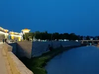 新凱旋門商務賓館（浚縣古城店） - 停車場