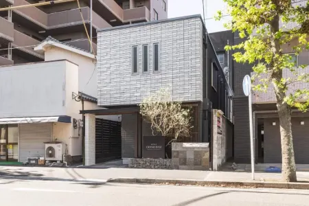 Grand Base Kagoshima Tenmonkan Отели рядом с достопримечательностью «Terukuni Shrine»