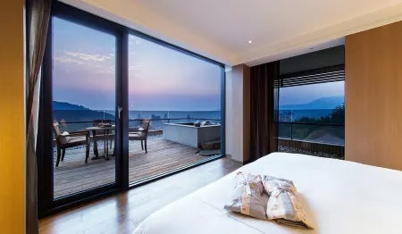 Grand View Resort