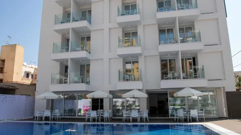 Best Western Plus Larco Hotel in Larnaca