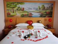 维也纳酒店(西宁大十字南大街店) - 浪漫优享大床房