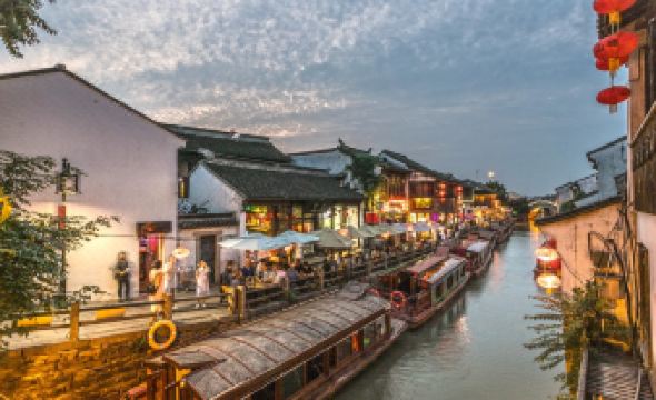 Luxian Light Luxury Inn