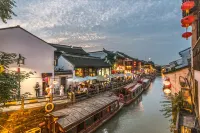 Luxian Light Luxury Inn