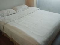 梅州鸿佳商务酒店 - 冷暖标准大床房