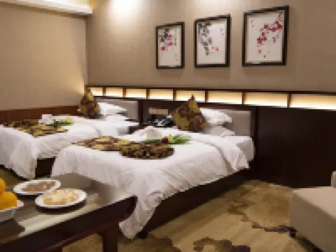 阿拉爾塔河花園酒店 阿拉爾酒店