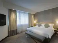 GATEWAY HOTEL HONG KONG Hotels near Ocean Terminal