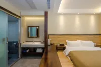 Pingle Ancient Town Lijiang Hostel - 2-Star