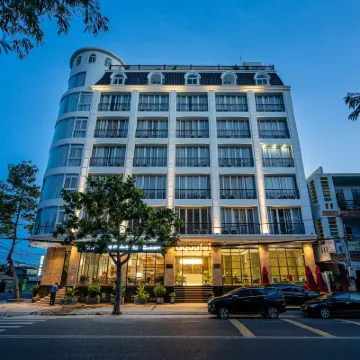 Aquatel Vung Tau Hotels near Jesus Christ Statue