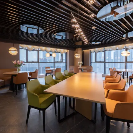 Hanyang Yongwang   Atour  Hotel, Wuhan International Expo Center Отели рядом с достопримечательностью «Третья Средняя Школа Вухана»