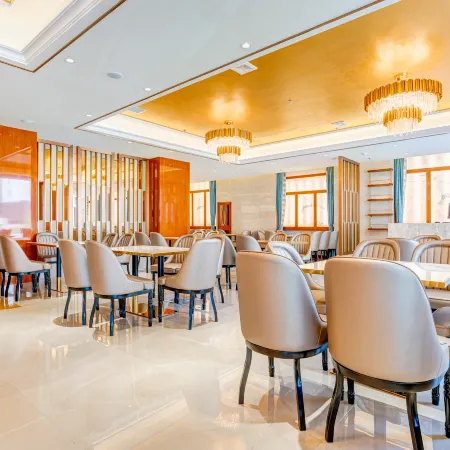 Crystal Bay Hotel