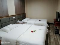 77商务酒店(重庆西站店) - 自主双床房