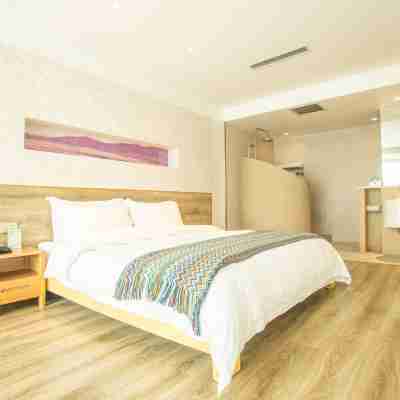 青島天泰山樂愛溫泉藝術飯店 Rooms