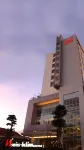 Swiss-Belinn Manyar Surabaya Hotel dekat Masjid Al Hijrah Surabaya