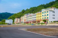 Yanling Yuelai Inn Hotel in zona Shen Nong Gu National Forest Park