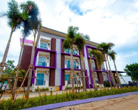 Fig Boutique Hotel Hotels in Kamphaeng Phet