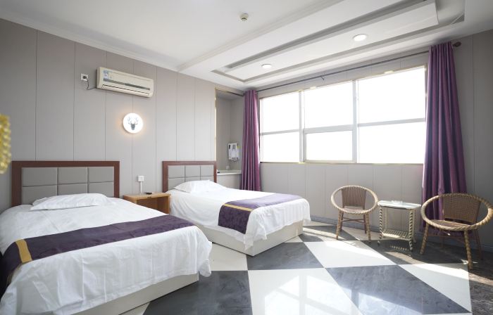 Zhaoxian Friendship Hotel