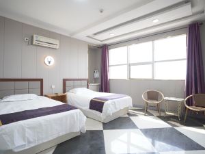 Zhaoxian Friendship Hotel