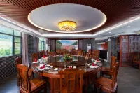 Ruyuan Meet Guoshanyao Hotel