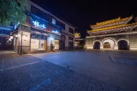 Maitreya Chizhiquan Hot Spring Hotel (Maitreya Honghe Water Township)