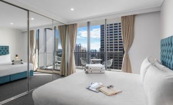 Meriton Suites Pitt Street