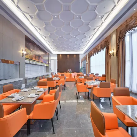 Vienna International Hotel (Renhuai Maotai Town) Отели в г. Женьхуай