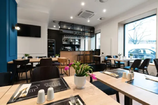 Hotel Tulip Residences Warsaw Targowa Отели рядом с достопримечательностью «Скарышевский парк имени Игнация Яна Падеревского»