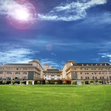 延吉長白山大酒店 鄰近金達萊廣場的酒店