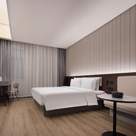 HanTing Hotel (Poyang Lutian Industrial Park Trade City)