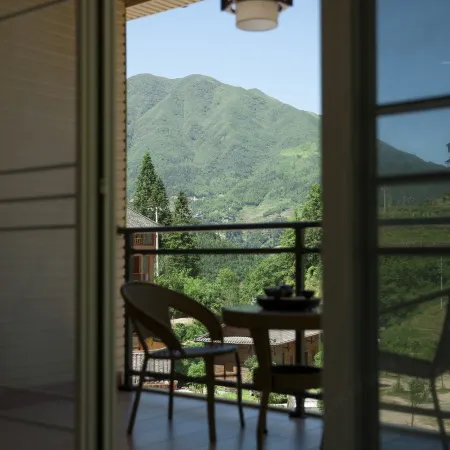 Longsheng Banshan Yinlu Hotel